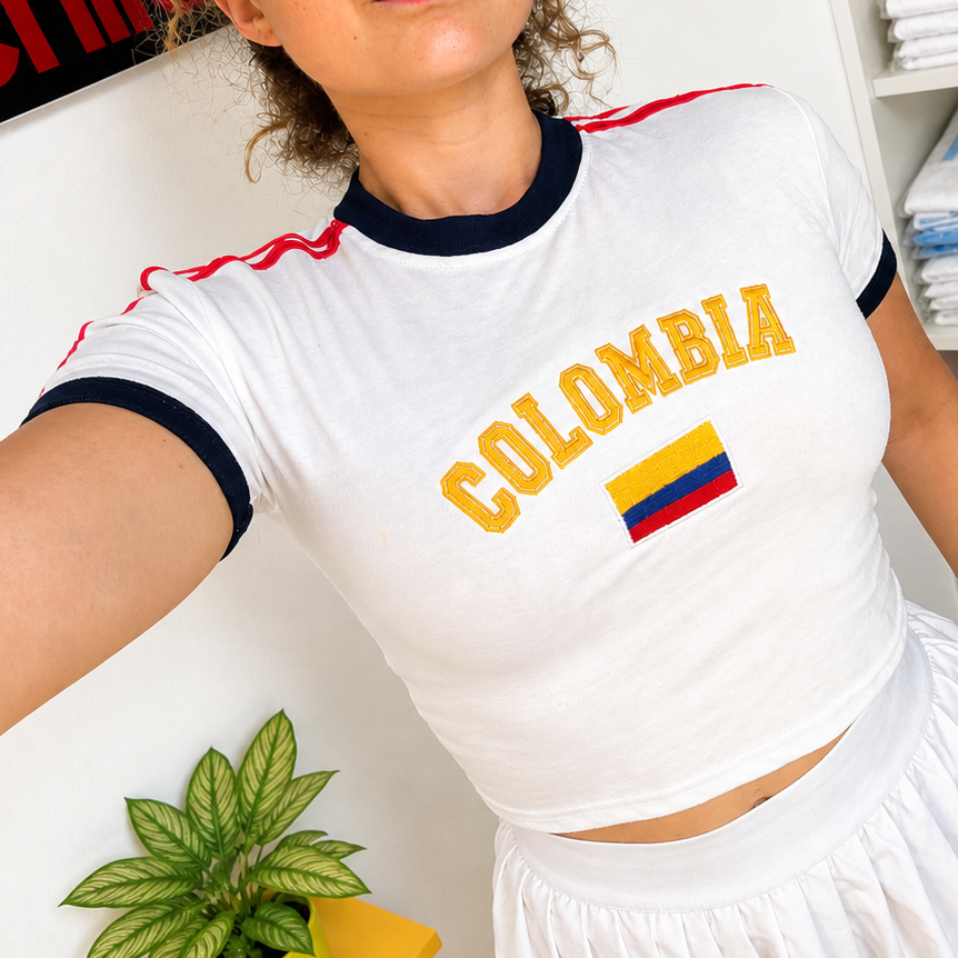 Camiseta Bordada - Colombia