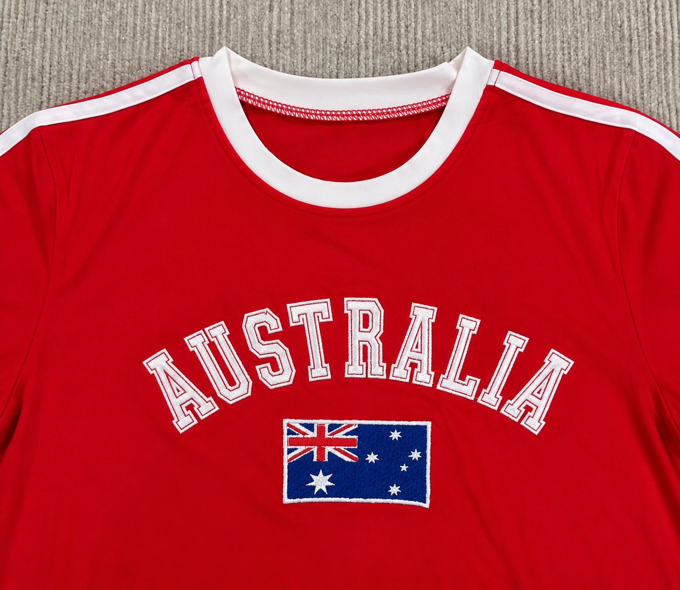 Tee - Australia