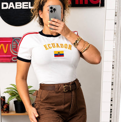Camiseta Bordada- Ecuador