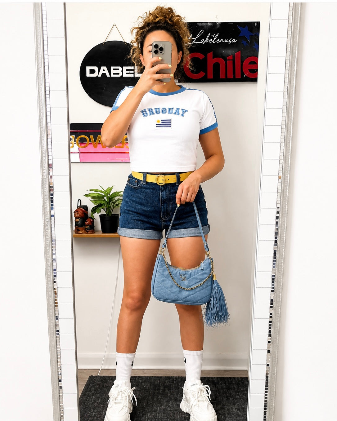 Remera Bordada- Uruguay